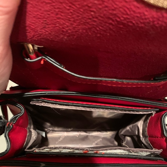 Red Women's Bag - Picture 4 of 6